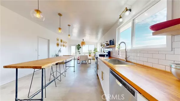 Landers, CA 92285,1271 Dakota