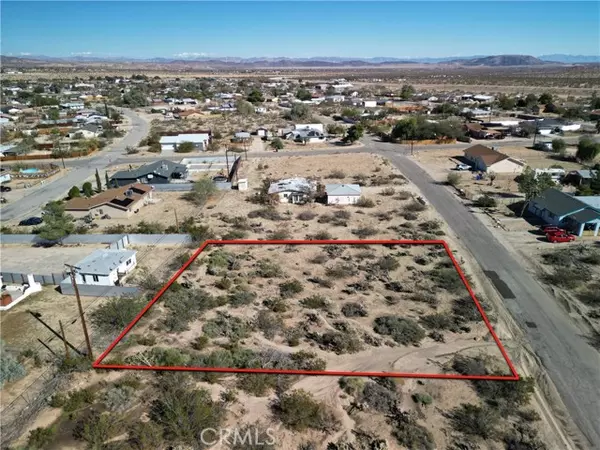 Joshua Tree, CA 92252,61876 Mountain View Circle