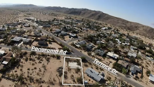 Joshua Tree, CA 92252,6083 Panorama