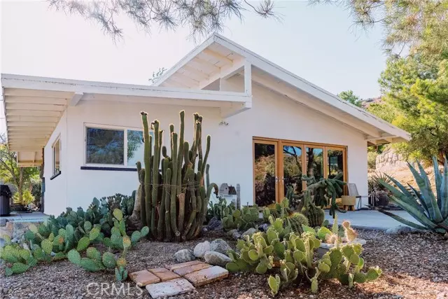 Morongo Valley, CA 92256,48938 Mockingbird Lane