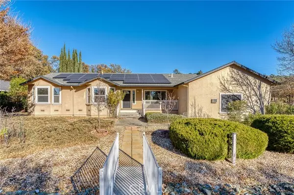 18690 North Shore Drive, Hidden Valley Lake, CA 95467