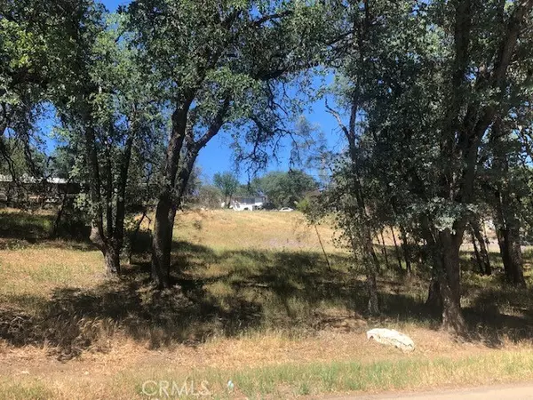 Clearlake, CA 95422,4474 Pine Avenue