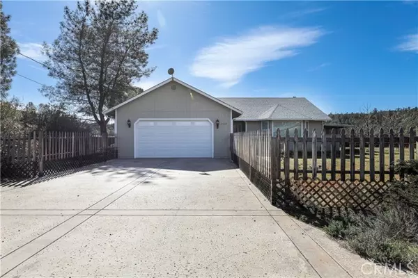 17020 Acacia Street, Clearlake Oaks, CA 95423