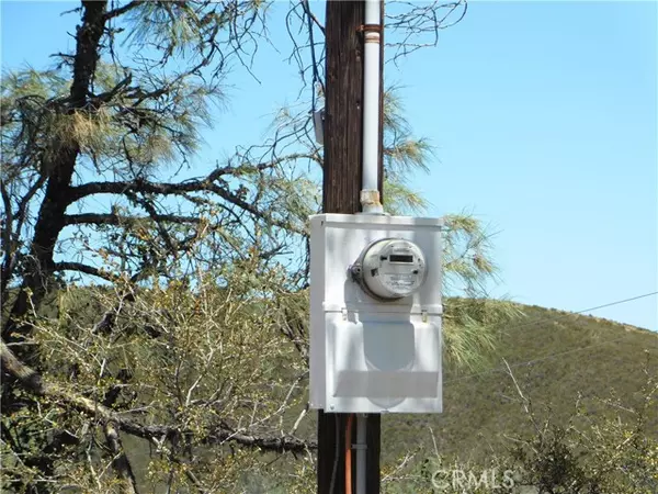 Clearlake Oaks, CA 95423,997 Watertrough Rd