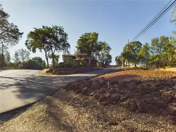 Clearlake, CA 95422,3610 Old Highway 53