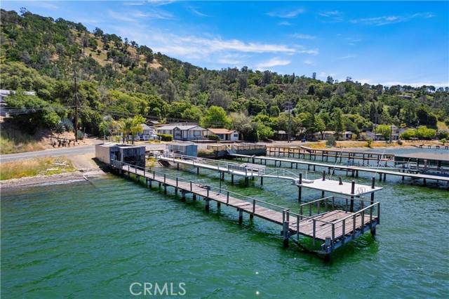 2695 Oakhurst Avenue, Clearlake, CA 95422