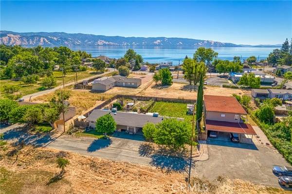 207 Wright Lane, Lakeport, CA 95453