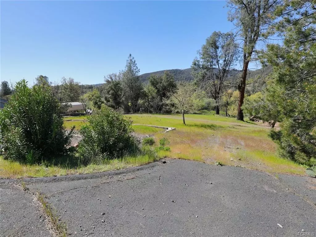 Clearlake Oaks, CA 95423,3329 Wolf Creek Road