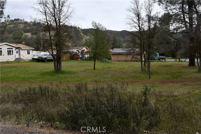 Clearlake Oaks, CA 95423,2824 Spring Valley Road