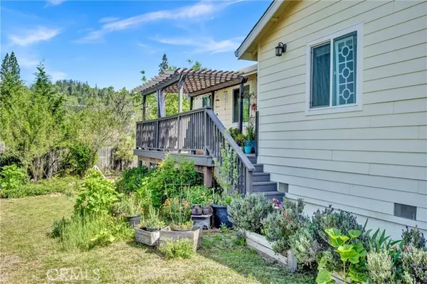 Cobb, CA 95426,15314 Summit Boulevard