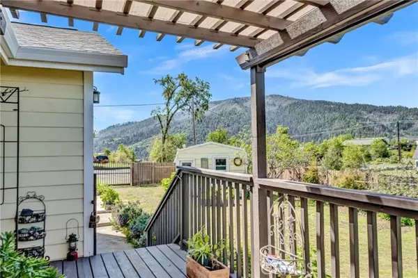 Cobb, CA 95426,15314 Summit Boulevard