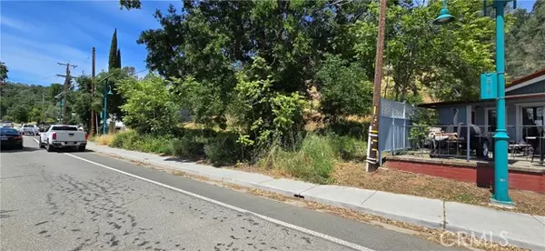 Clearlake Oaks, CA 95423,12618 Foot Hill Boulevard