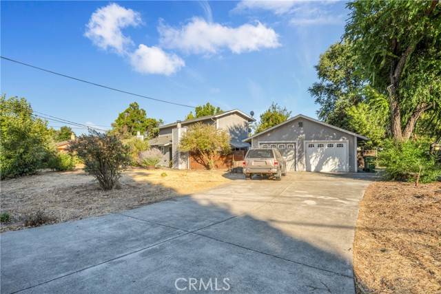 19300 Mountain Meadow S, Hidden Valley Lake, CA 95467