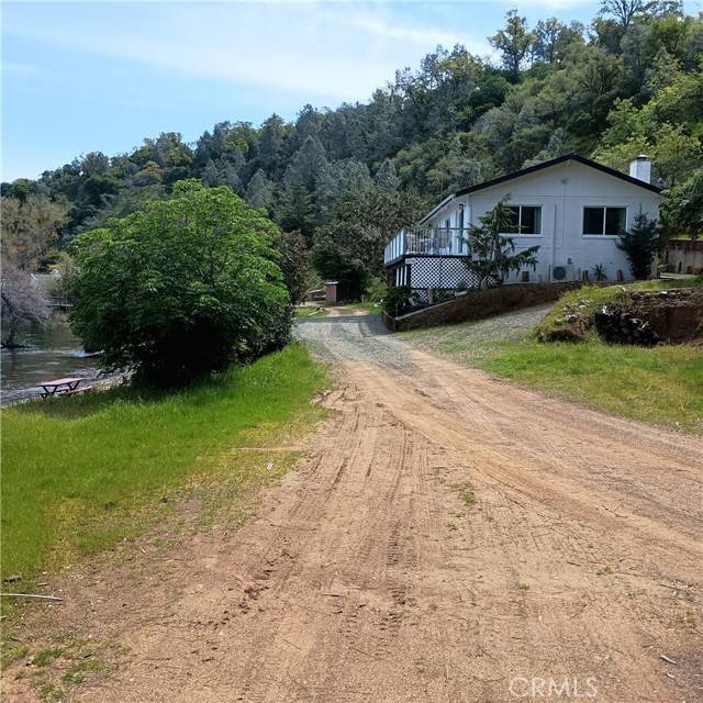 Clearlake, CA 95424,10098 Crestview Drive