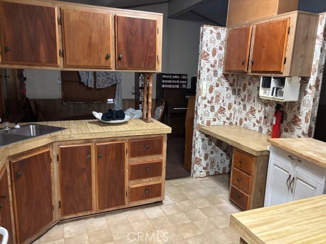 Clearlake, CA 95422,3169 2nd Street #D