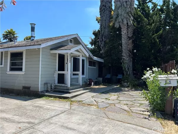 1060 30th Avenue, Santa Cruz, CA 95062