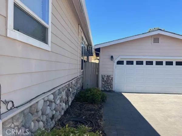 Clearlake Oaks, CA 95423,2924 Meadow Creek Road