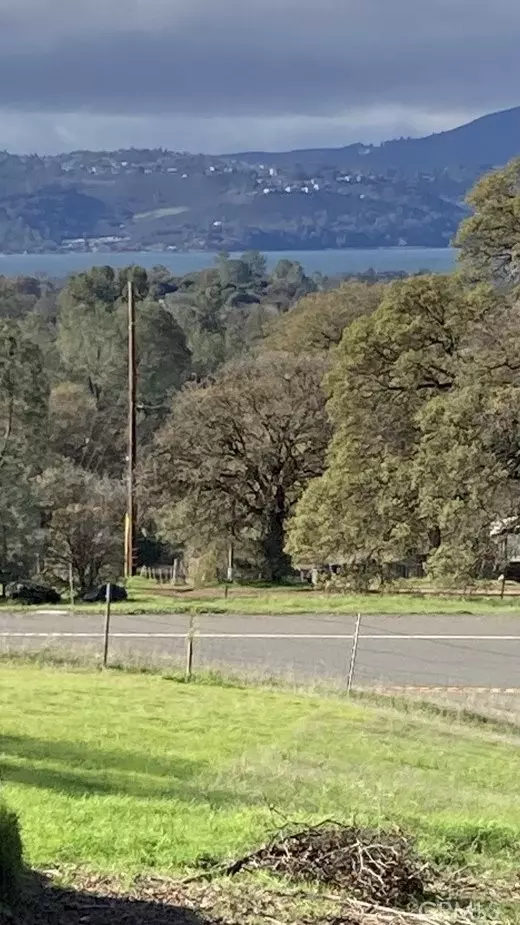 Clearlake, CA 95422,3747 Pine Avenue