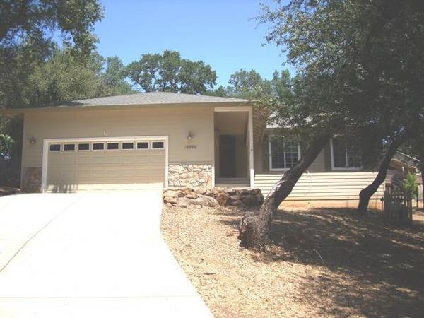 18896 North Shore Drive, Hidden Valley Lake, CA 95467