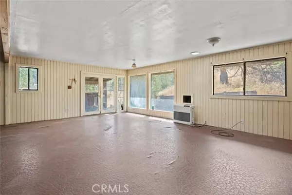 Clearlake Oaks, CA 95423,21674 Meriann Drive