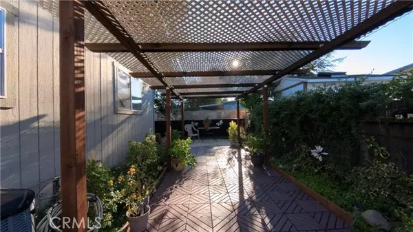 Kelseyville, CA 95451,5701 Live Oak Drive #37