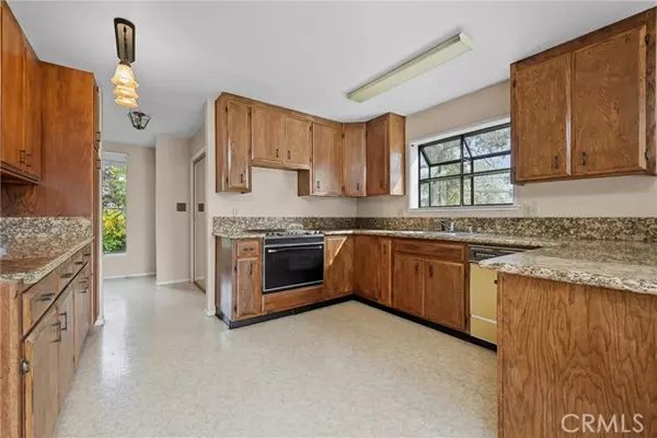 Clearlake, CA 95422,14998 Lelabelle Boulevard