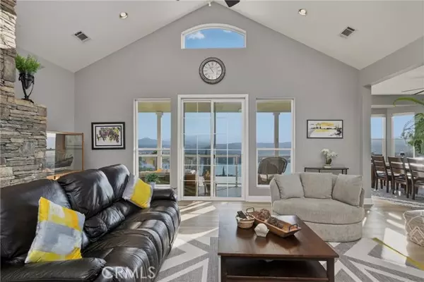 Hidden Valley Lake, CA 95467,18530 Glenwood Rd.