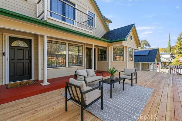 Lakeport, CA 95453,670 Manzanita