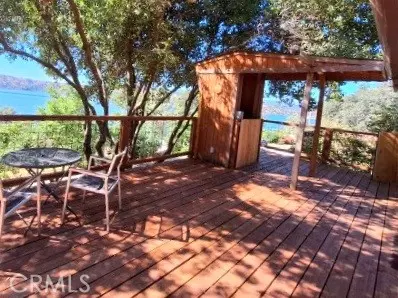 11664 Lakeview Drive, Clearlake Oaks, CA 95423