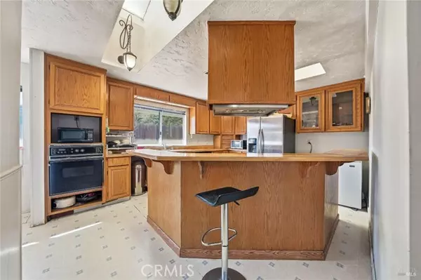 Clearlake Oaks, CA 95423,1633 New Long Valley Road