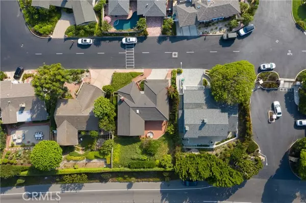 60 Lagunita Drive, Laguna Beach, CA 92651