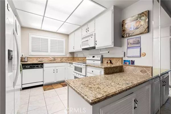 5324 W Bahia Blanca #N, Laguna Woods, CA 92637