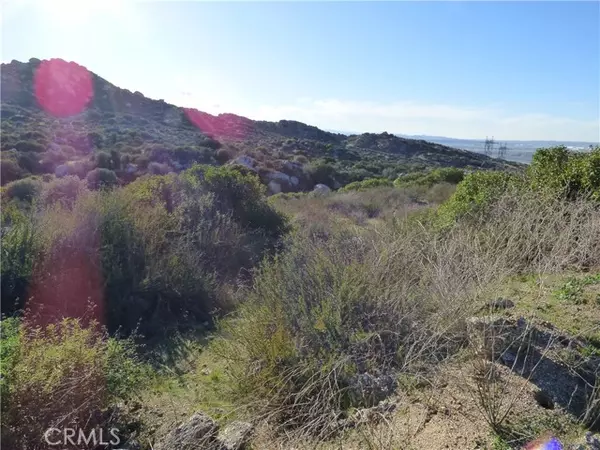 22991 Sky Mesa Road, Homeland, CA 92548