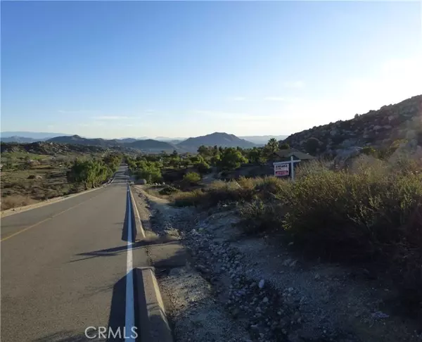 Homeland, CA 92548,23705 Sky Mesa Road