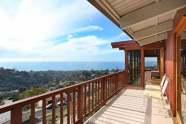 1015 Madison Place, Laguna Beach, CA 92651