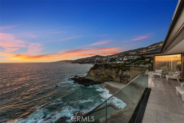 32 N La Senda Drive, Laguna Beach, CA 92651