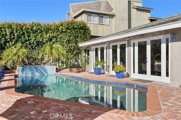 Laguna Beach, CA 92651,2885 Zell Drive