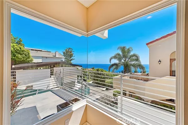 Laguna Beach, CA 92651,362 Pinecrest Drive