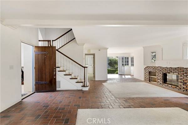 270 Moss Street, Laguna Beach, CA 92651