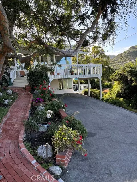 Laguna Beach, CA 92651,1033 Eastman Way