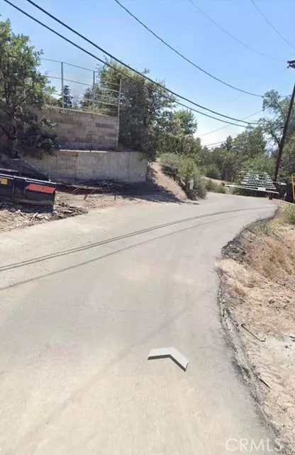 Green Valley Lake, CA 92341,33401 Angeles Drive