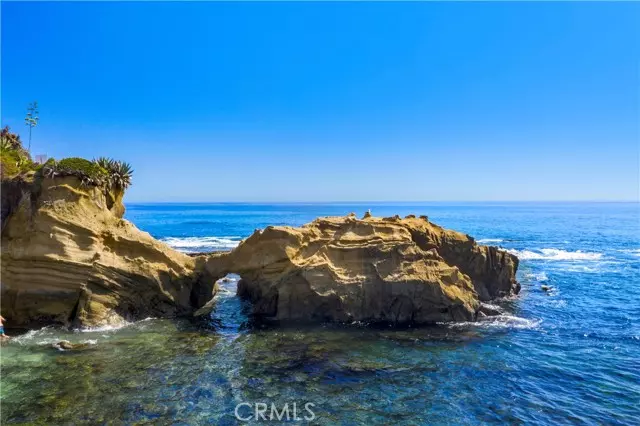 Laguna Beach, CA 92651,156 Pearl Street