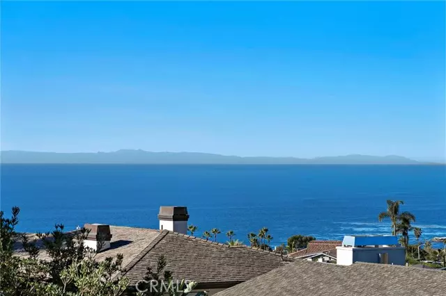 Laguna Beach, CA 92651,530 Temple Hills Drive