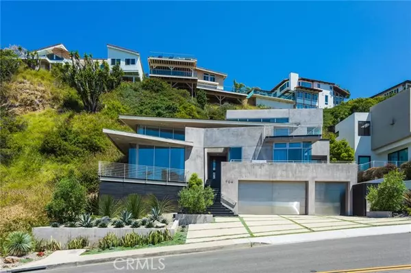 704 Nyes Place, Laguna Beach, CA 92651