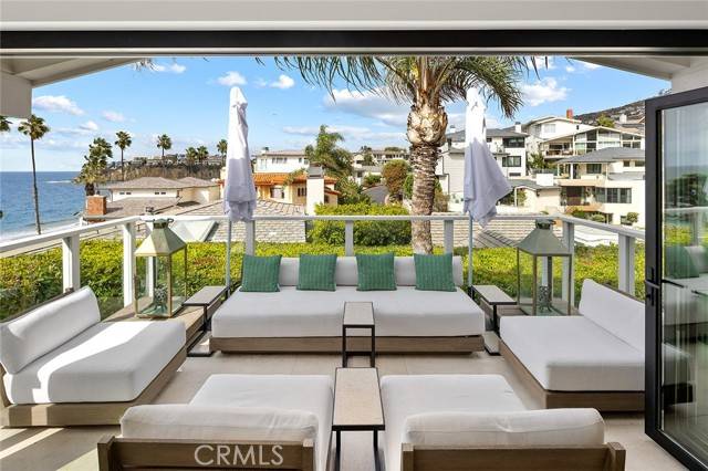 32 Emerald Bay, Laguna Beach, CA 92651