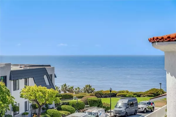 San Clemente, CA 92672,236 Avenida Lobeiro