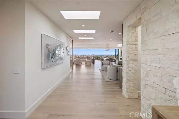 Corona Del Mar (newport Beach), CA 92625,4633 Orrington Road