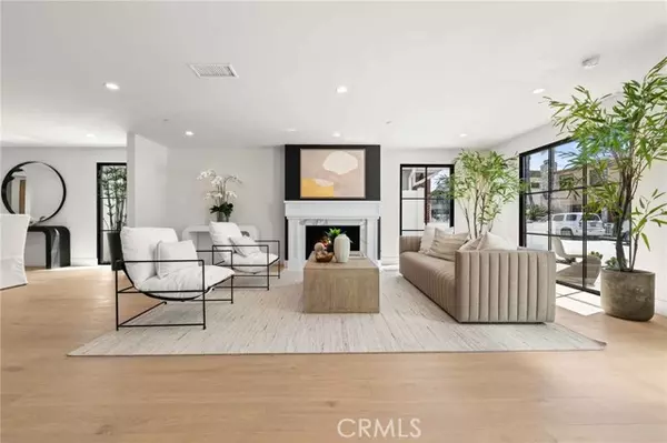 214 Abalone Avenue, Newport Beach, CA 92662