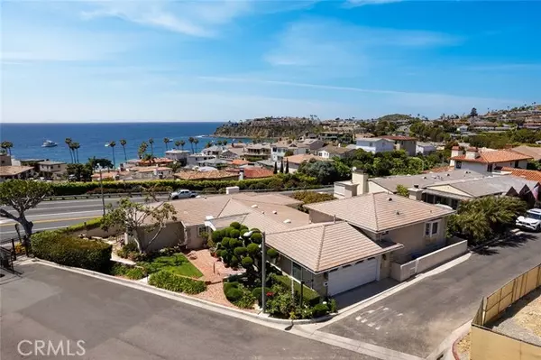 Laguna Beach, CA 92651,209 Emerald Bay