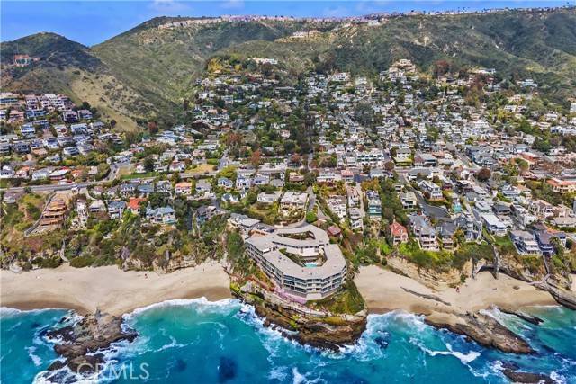 Laguna Beach, CA 92651,31588 Table Rock Drive